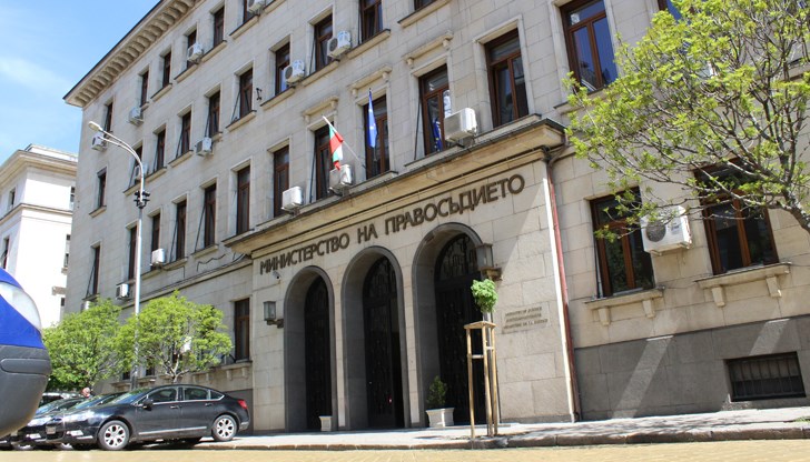 Тригодишен план за излизане от дългове Тригодишен план за излизане от дългове