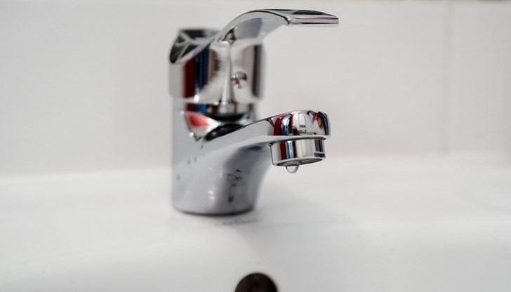 ВиК екипите работят по отстраняване на авариите ВиК екипите работят по отстраняване на авариите