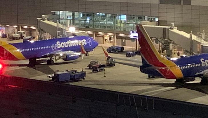 Пътниците са евакуирани своевременно Пътниците са евакуирани своевременно