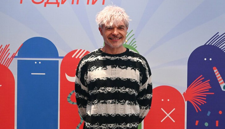 Звездата от хитовия комедиен сериал пристигна в България Звездата от хитовия комедиен сериал пристигна в България