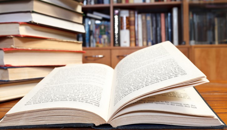 "Манифест" оглави класацията на Кембридж за дума на годината "Манифест" оглави класацията на Кембридж за дума на годината