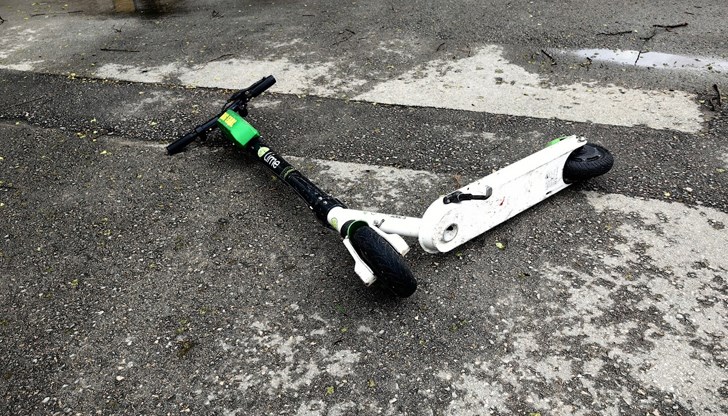 Пострадалият е откаран в болница "Канев" с травма на глезена Пострадалият е откаран в болница "Канев" с травма на глезена