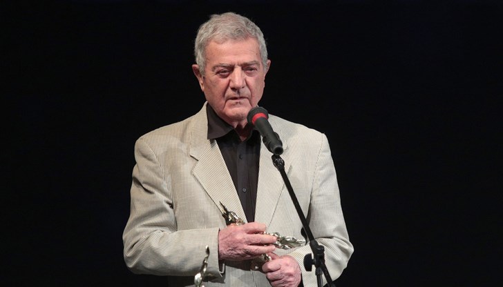 Отличията бяха раздадени в пет категории Отличията бяха раздадени в пет категории