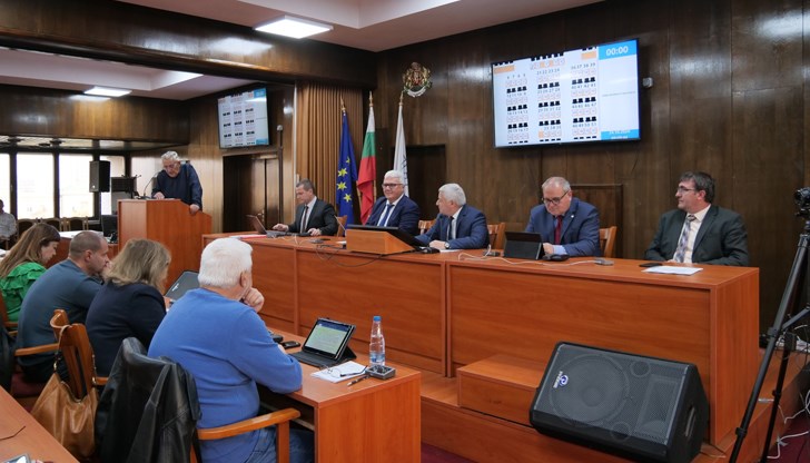 Съветниците ще разгледат промени в наредби и правилници Съветниците ще разгледат промени в наредби и правилници