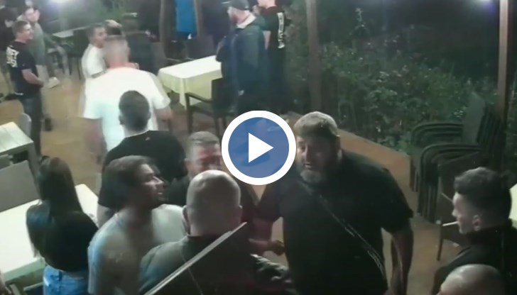 Втори държавен служител също е бит