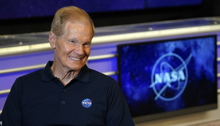 Бил Нелсън представи визията за бъдещето на космическите програми пред български студенти Бил Нелсън представи визията за бъдещето на космическите програми пред български студенти