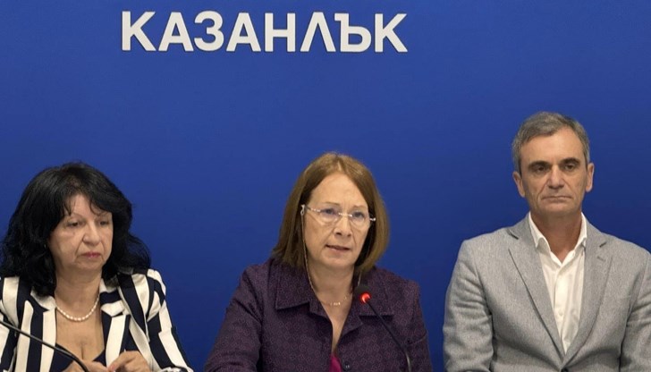 Кметът предлага национално допитване за бъдещето на паметника Кметът предлага национално допитване за бъдещето на паметника