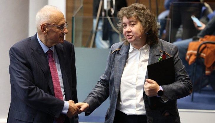 Ще излезе ли парламентът от патовата ситуация Ще излезе ли парламентът от патовата ситуация