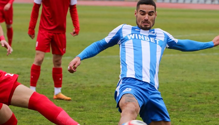 Русенският тим постигна равенство при домакинството си във Втора лига Русенският тим постигна равенство при домакинството си във Втора лига