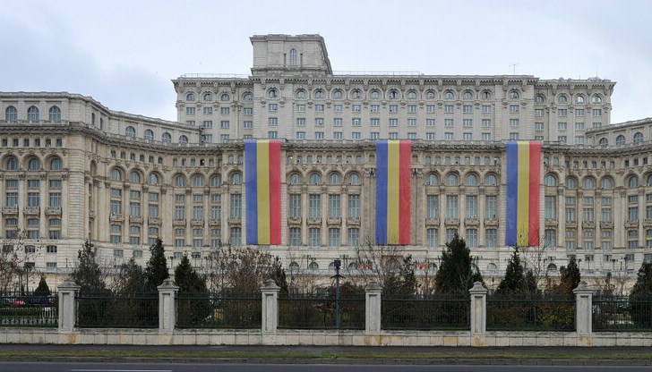 Миналата седмица водещи партии подписаха споразумение за коалиция Миналата седмица водещи партии подписаха споразумение за коалиция