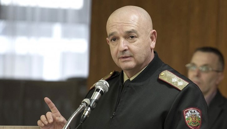 Трима висши военни ще бъдат отличени от Румен Радев