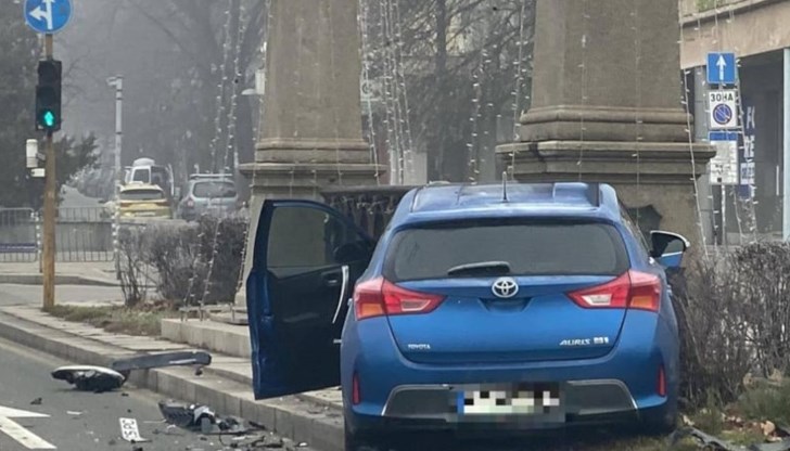 До инцидента се стига след сблъсък с джип