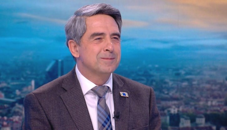 Много ме боли от това, което става у нас. Плаче ми се Много ме боли от това, което става у нас. Плаче ми се