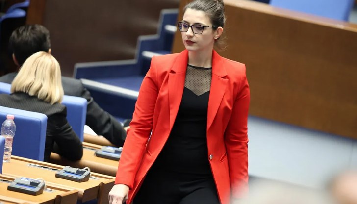 Прокуратурата разкри защо сега иска имунитета на Лена Бориславова Прокуратурата разкри защо сега иска имунитета на Лена Бориславова