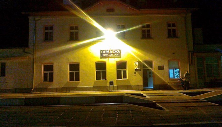 Пострадалият е с ампутирана ръка и с опасност за живота