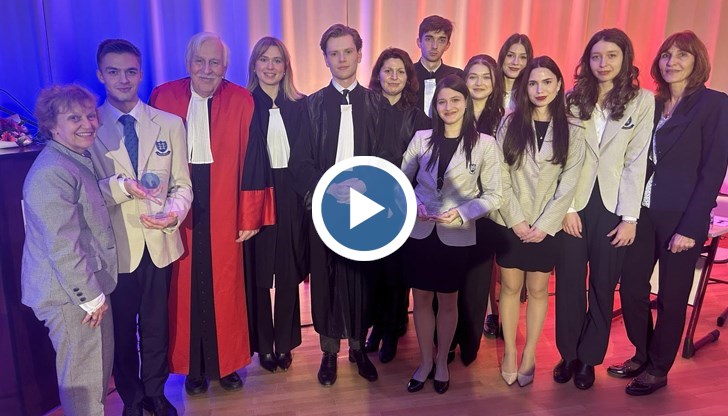 Отборът на Втора английска гимназия впечатли международното жури с блестящо представяне на английски език