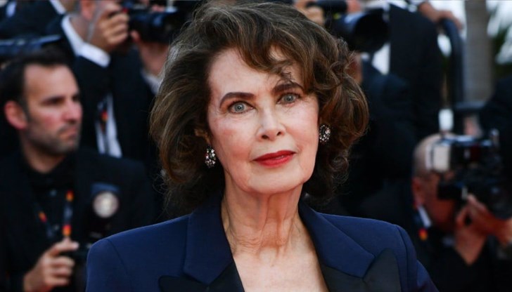 Дейл Хадън красеше кориците на списанията през 70-те и 80-те години Дейл Хадън красеше кориците на списанията през 70-те и 80-те години