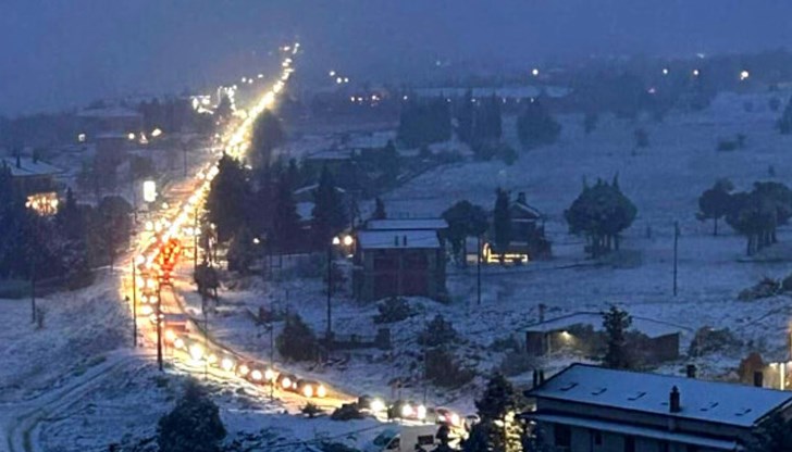 Задръстването продължи близо денонощие в района на Арахова