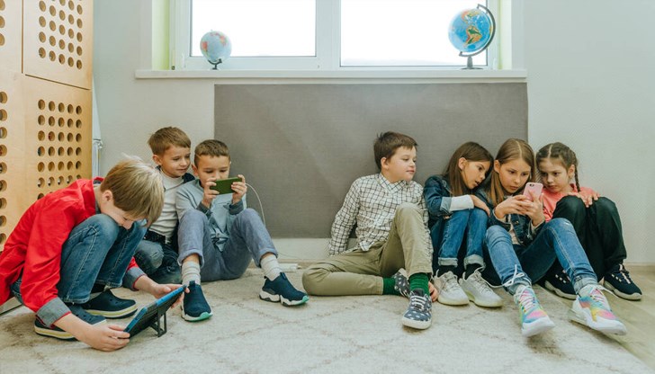 Мярката цели да предпази младите хора от пристрастяване и вредно съдържание в интернет Мярката цели да предпази младите хора от пристрастяване и вредно съдържание в интернет