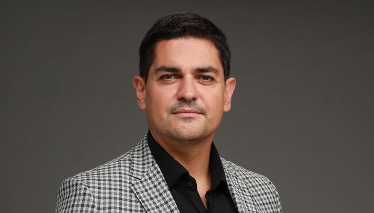 БСП твърдо заема страната на задкулисието и го пази, което е много жалко и ще струва скъпо БСП твърдо заема страната на задкулисието и го пази, което е много жалко и ще струва скъпо