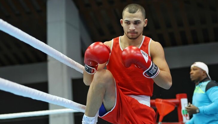 Радослав Росенов излиза срещу колумбиец в Хамбург Радослав Росенов излиза срещу колумбиец в Хамбург