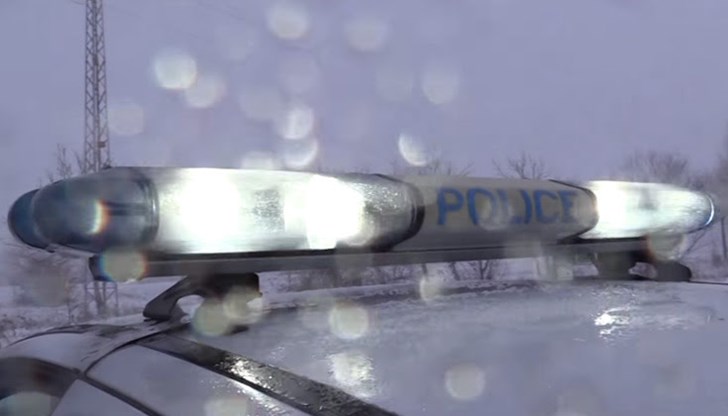 Близо 20 области в страната са засегнати от валежи и снеговалеж Близо 20 области в страната са засегнати от валежи и снеговалеж