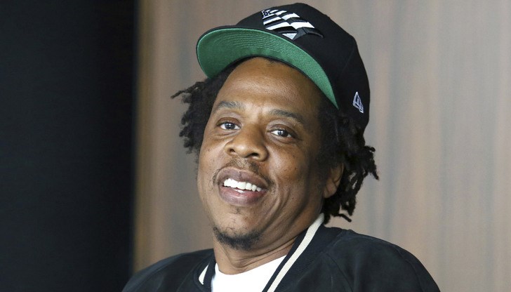 Музикалният продуцент отхвърля обвиненията