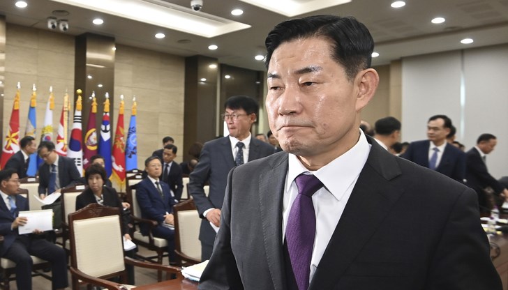 Най-тежката политическа криза от десетилетия разтърсва страната Най-тежката политическа криза от десетилетия разтърсва страната