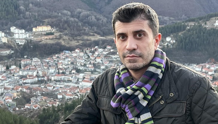 Генчо Генов се призна за виновен за заплахи към редактора на "Съдебен спор" Генчо Генов се призна за виновен за заплахи към редактора на "Съдебен спор"