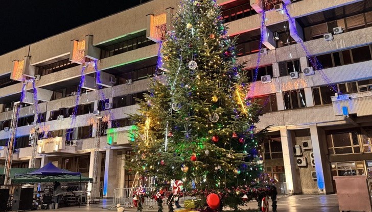 Грейнаха празничните светлини