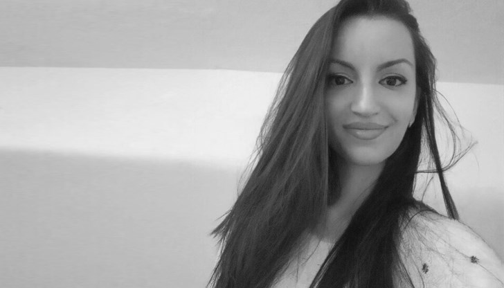 Младата художничка посвети последните си години на помощ за други болни Младата художничка посвети последните си години на помощ за други болни