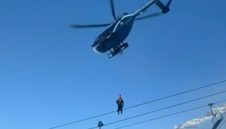 Екстремни метеорологични условия усложниха спасяването Екстремни метеорологични условия усложниха спасяването