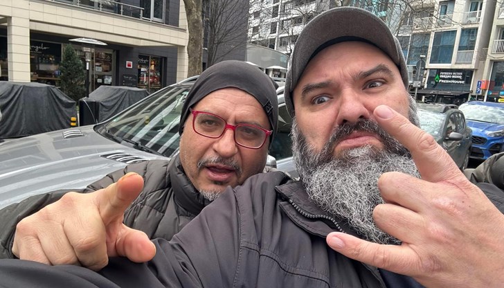 Краси е напуснал земната сцена и е поел нагоре, където ще слуша наживо Майлс Дейвис, Джако Пасториъс, Дизи Гилеспи, Чик Кърия, пише Венци Мицов в емоционален пост Краси е напуснал земната сцена и е поел нагоре, където ще слуша наживо Майлс Дейвис, Джако Пасториъс, Дизи Гилеспи, Чик Кърия, пише Венци Мицов в емоционален пост