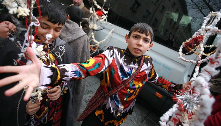 Традиционното честване на празника продължава три дни Традиционното честване на празника продължава три дни