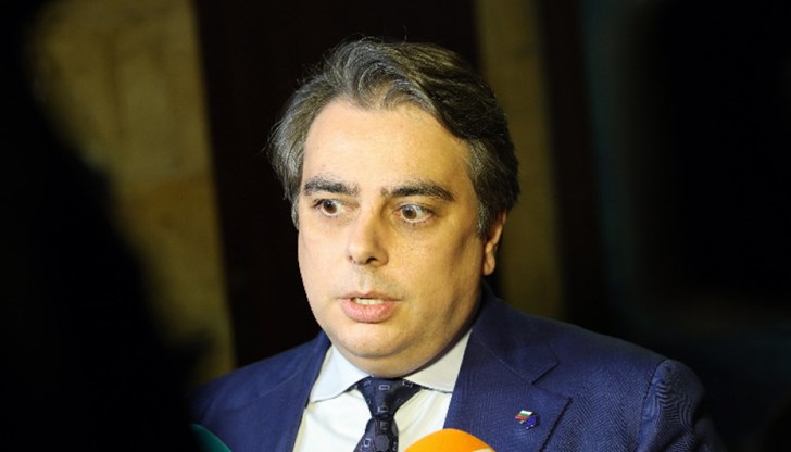 Спорът е за прогнозните параметри на бюджета за първото тримесечие на 2025 година