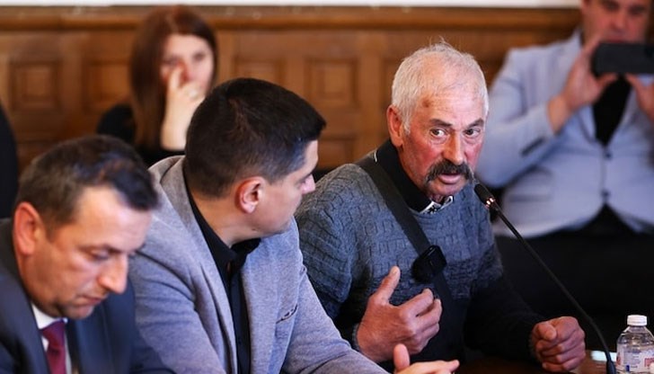 Временна комисия изслуша земеделски стопани и експерти за огнищата на чума Временна комисия изслуша земеделски стопани и експерти за огнищата на чума