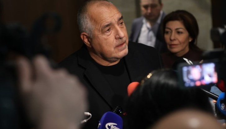 Нека ПП-ДБ спрат с ритниците и се върнат на политическата сцена Нека ПП-ДБ спрат с ритниците и се върнат на политическата сцена