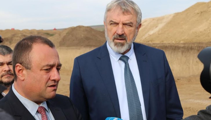 Министър Иван Иванов заяви, че не би позволил да спре проекта