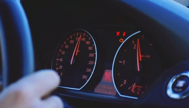 Народните представители предпочитат личния транспорт Народните представители предпочитат личния транспорт