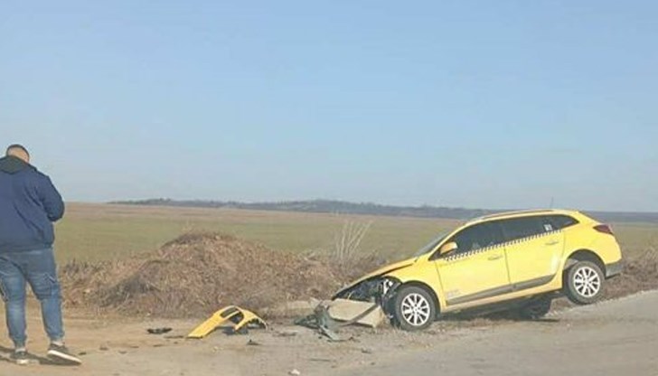 Шофьорката е транспортирана по спешност в болница Шофьорката е транспортирана по спешност в болница