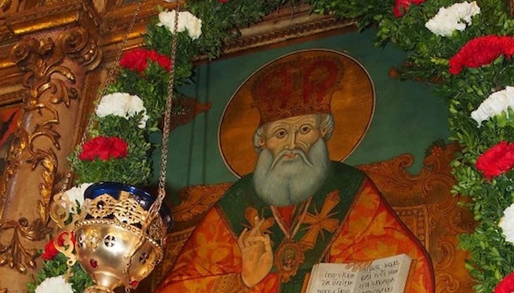 Хиляди българи празнуват имен ден