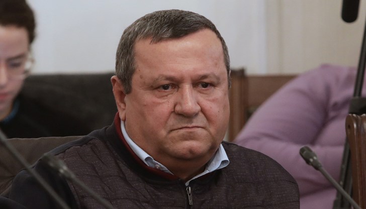 Хасан Адемов: Не е ясно в какъв размер ще са януарските пенсии Хасан Адемов: Не е ясно в какъв размер ще са януарските пенсии