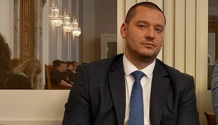 Осем сигнала не помръднаха патрул на "Тракия" Осем сигнала не помръднаха патрул на "Тракия"