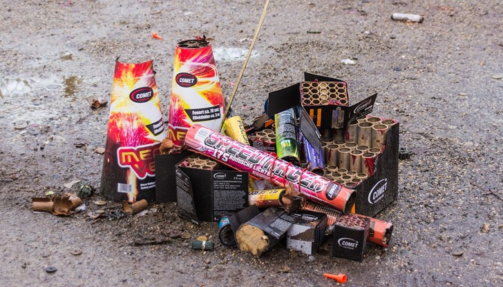 Петима пострадали от пиротехника в Ямболско