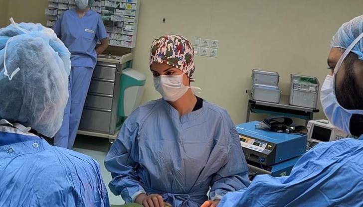 Лекарският екип извърши успешна интервенция въпреки множеството съпътстващи заболявания на пациентката Лекарският екип извърши успешна интервенция въпреки множеството съпътстващи заболявания на пациентката