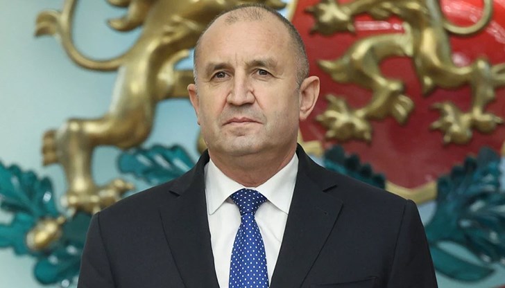 Румен Радев: Петър Василев беше достоен пример за младите журналисти Румен Радев: Петър Василев беше достоен пример за младите журналисти