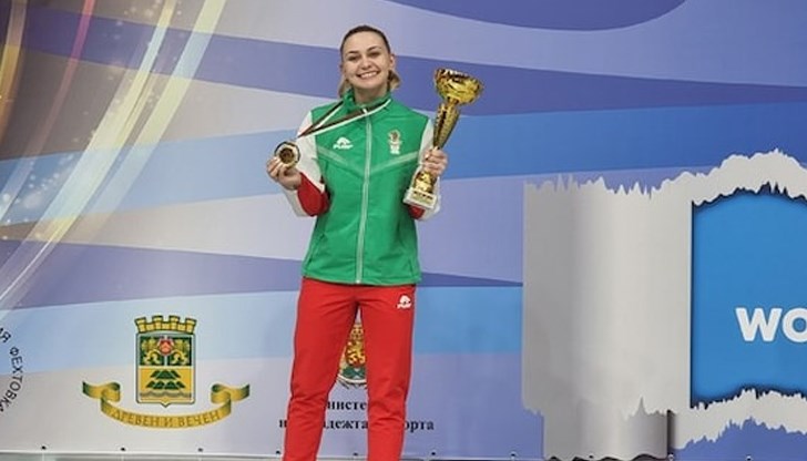 Най-добрата българска сабльорка триумфира след драматичен финал срещу италианката Киара Мормиле