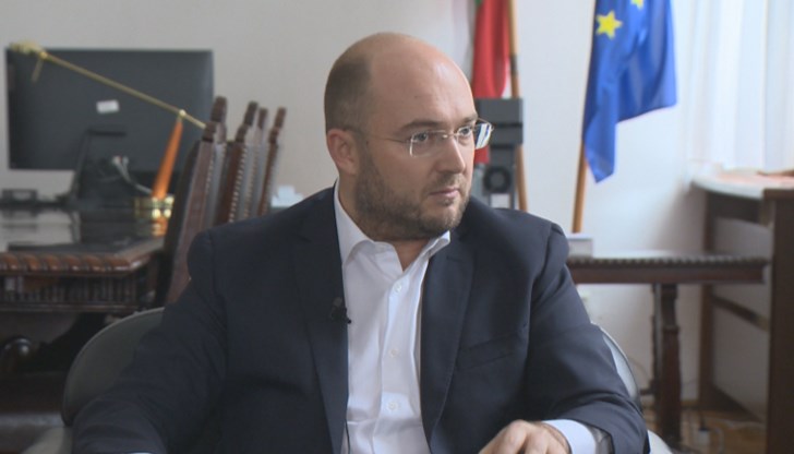 Не можем да замитаме проблема под килима, заяви правосъдният министър Георги Георгиев