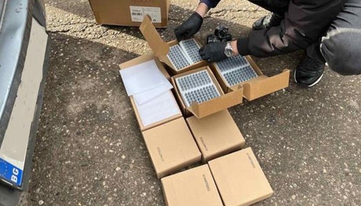 Задържани са 48-годишен криминално проявен мъж и 70-годишна жена Задържани са 48-годишен криминално проявен мъж и 70-годишна жена