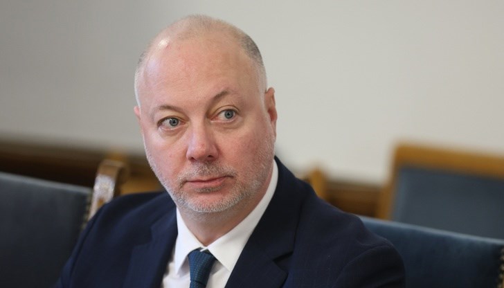 Кандидатът за премиер представи приоритетите на бъдещия кабинет пред НС Кандидатът за премиер представи приоритетите на бъдещия кабинет пред НС